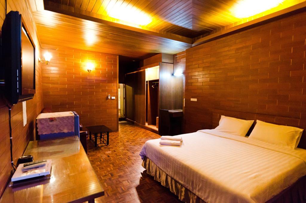Eight Plus Hotel Bangkok Eksteriør billede